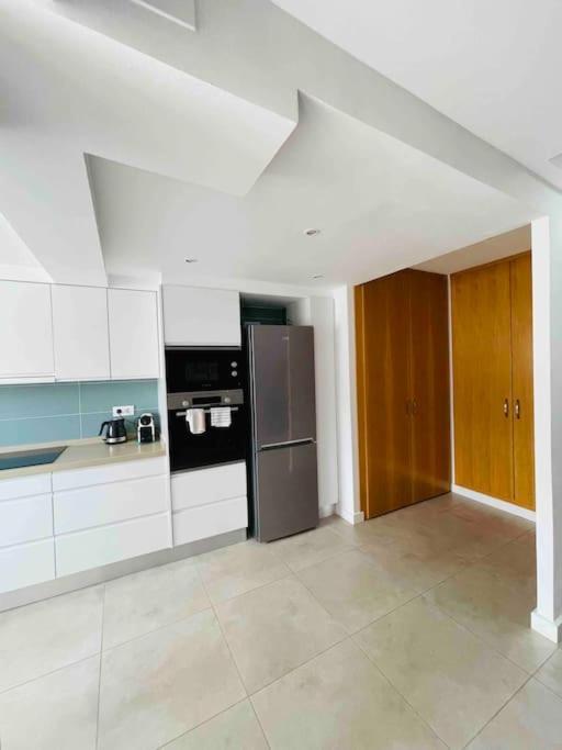 Attic Apartment In Old Town Дения Экстерьер фото